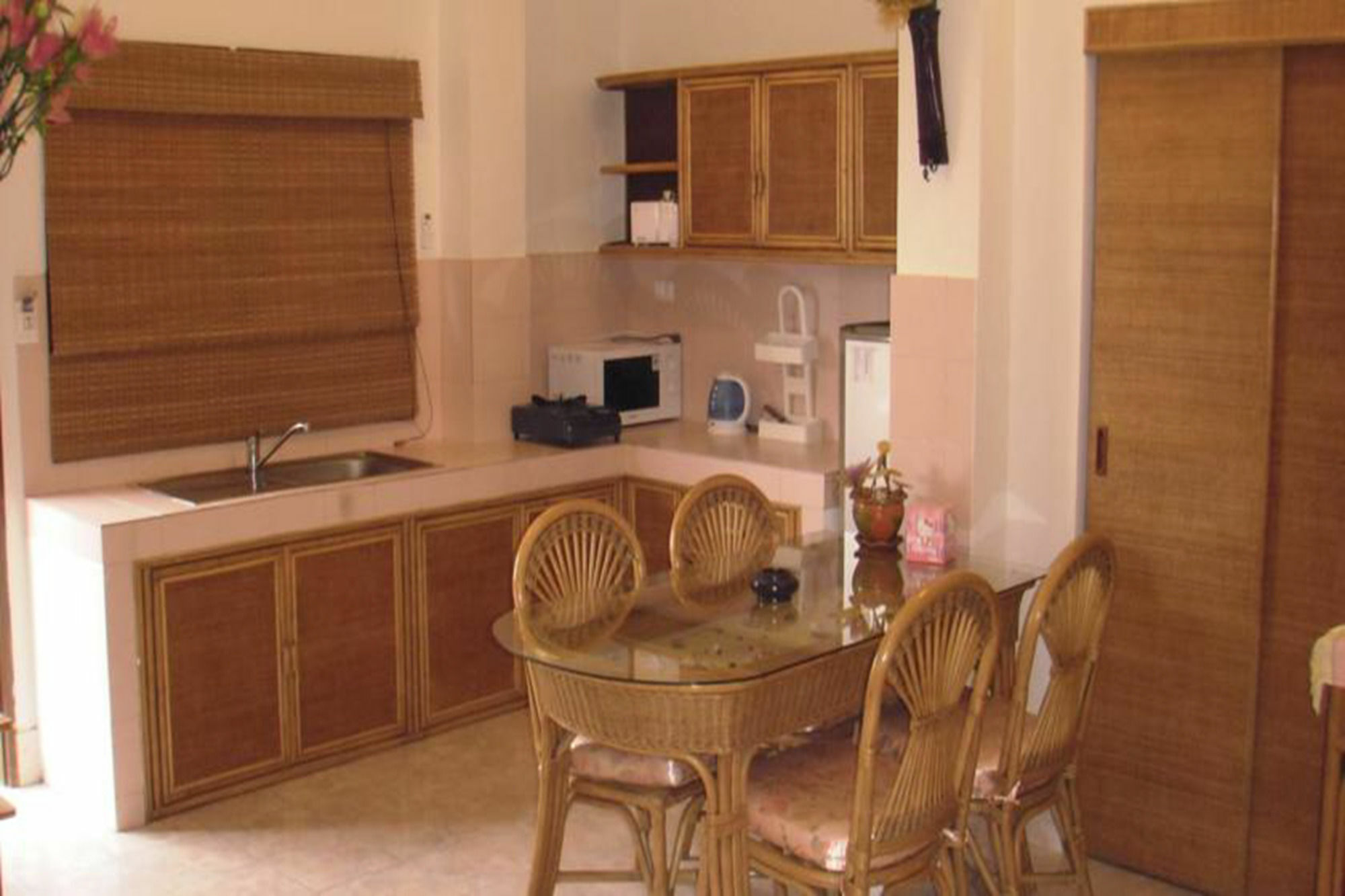 Patong Sunbeach Mansion Εξωτερικό φωτογραφία